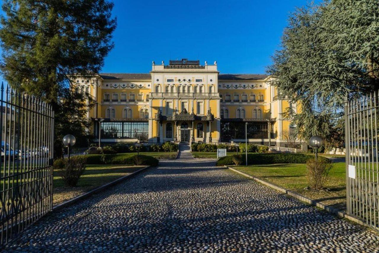 فندق فيتْسّولا تيتشينوفي  فندق فيلا مالبينسا المظهر الخارجي الصورة