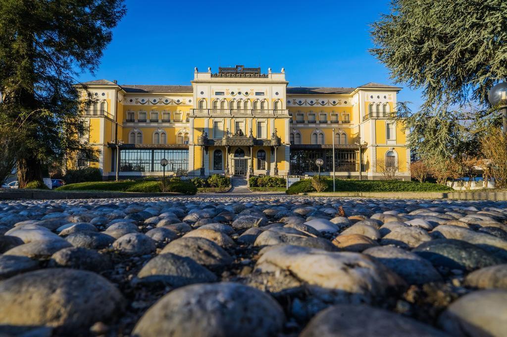 فندق فيتْسّولا تيتشينوفي  فندق فيلا مالبينسا المظهر الخارجي الصورة